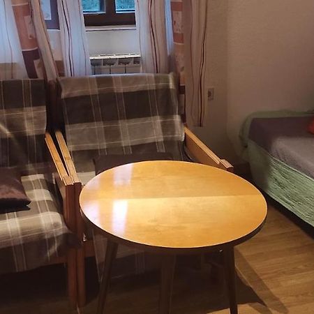 Apartman Sipak Fuzine Luaran gambar