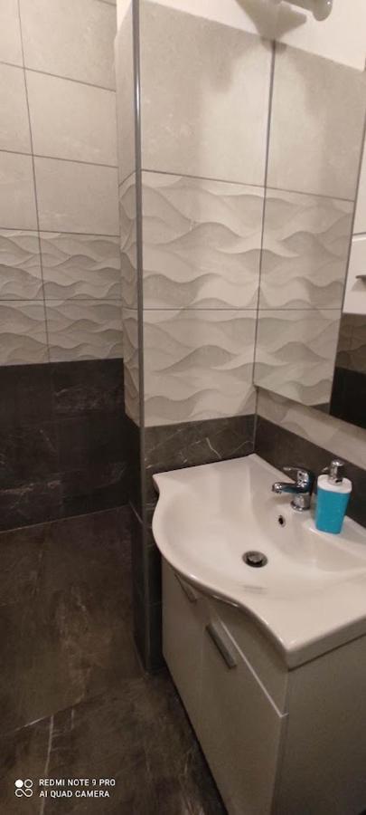 Apartman Sipak Fuzine Luaran gambar